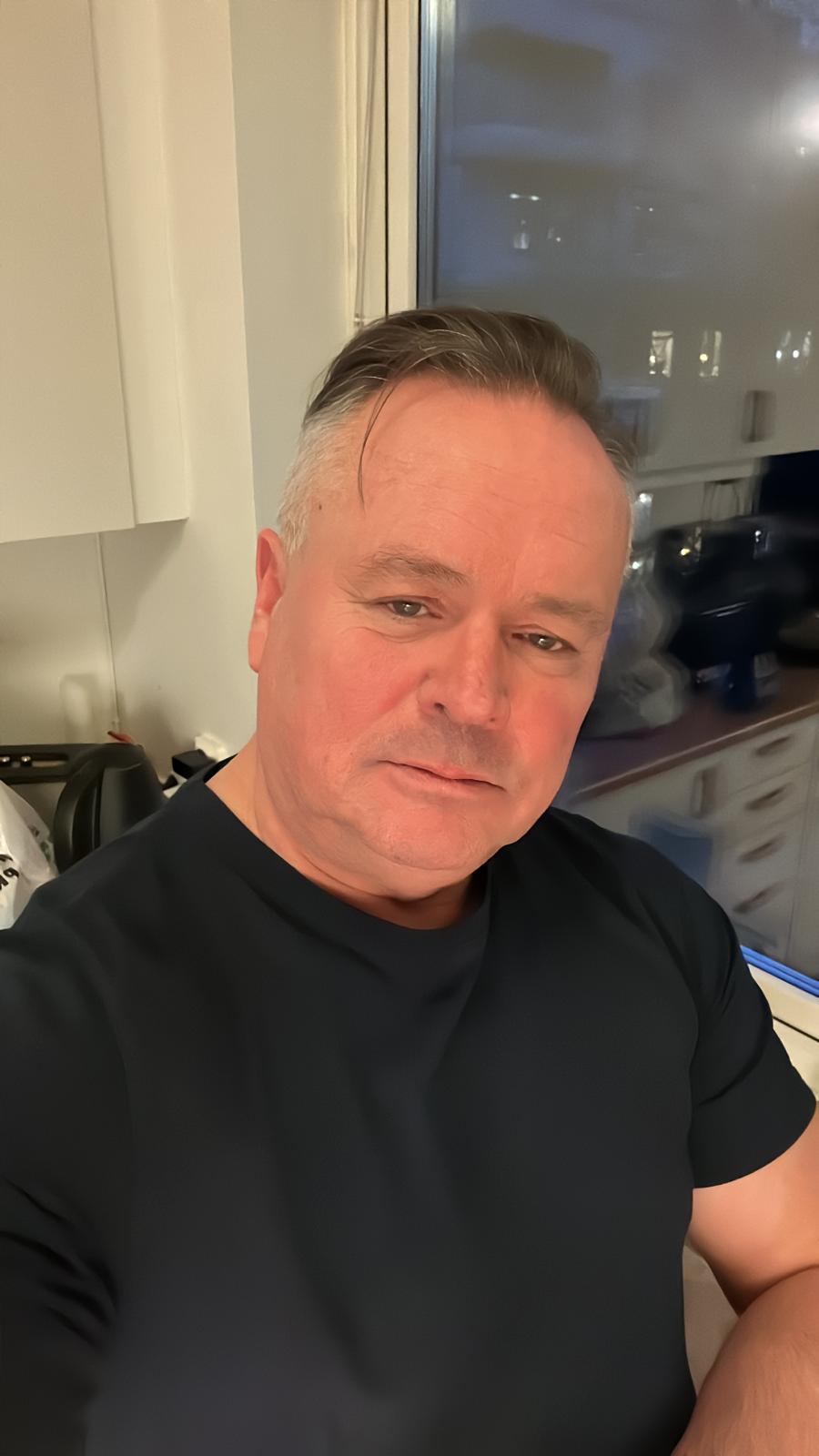 Ahlgrens Husbilar CEO